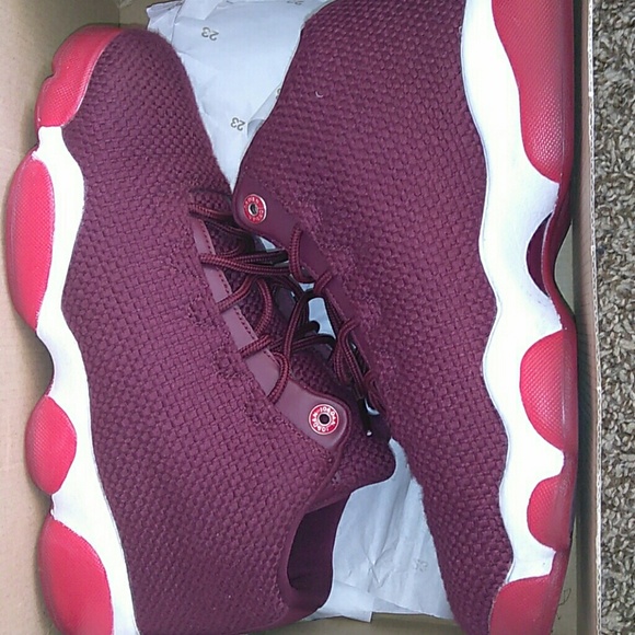 Jordan horizons